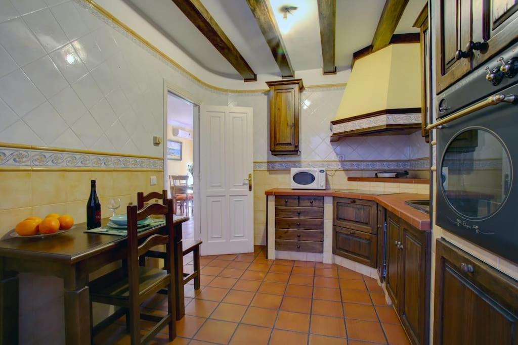Apartamento Duplex Centro Con Garaje Gratuito Ронда Екстер'єр фото